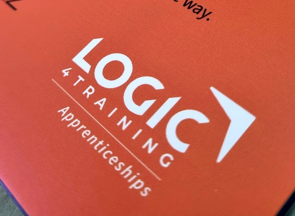  Logic Thumb